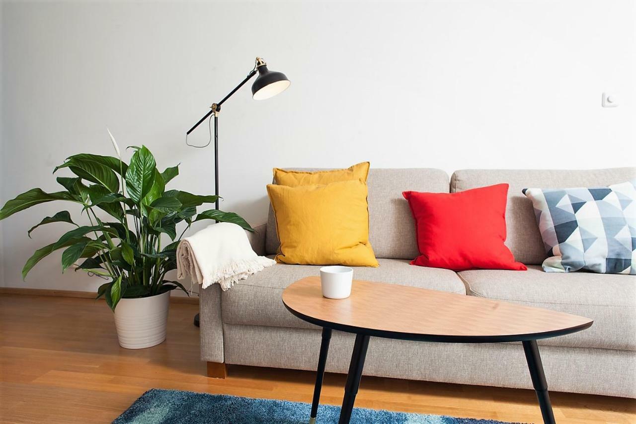 Stay Here Apartment Kamppi เฮลซิงกิ ภายนอก รูปภาพ
